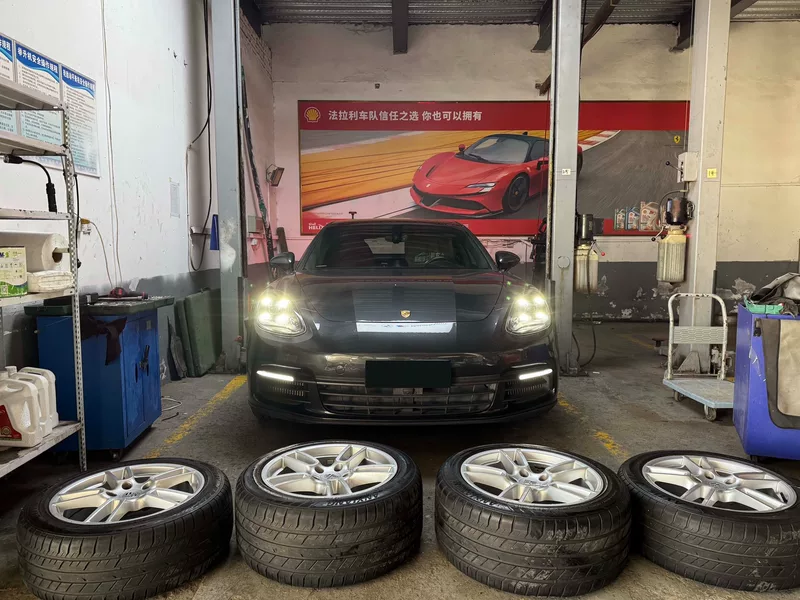ล้อแท้ Porsche Panamera 971 19 นิ้ว พร้อมยาง (ชุด 4 วง)
